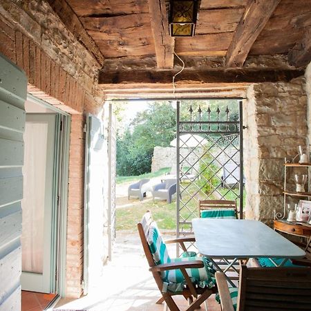 Apartament La Marcona Serramazzoni Zewnętrze zdjęcie