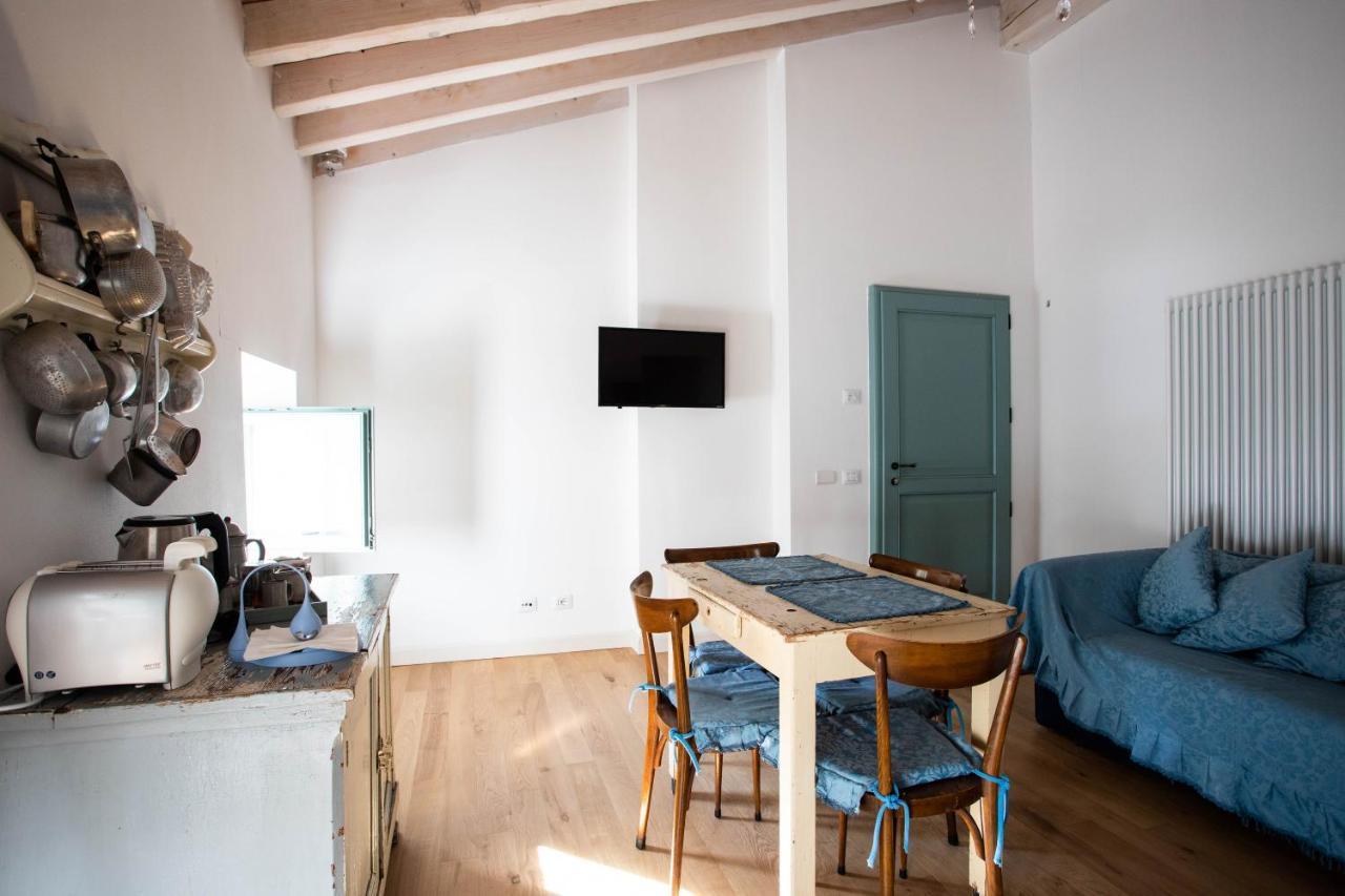Apartament La Marcona Serramazzoni Zewnętrze zdjęcie